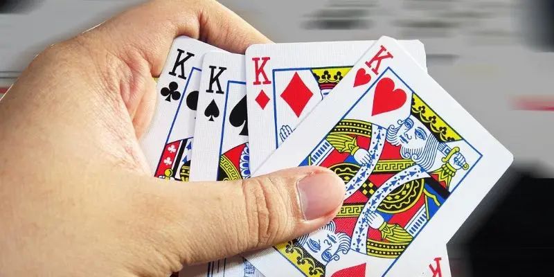 Chơi game tiến lên có 3 đôi thông theo chủ đích